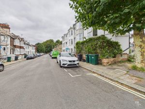 Photo 17- click for photo gallery